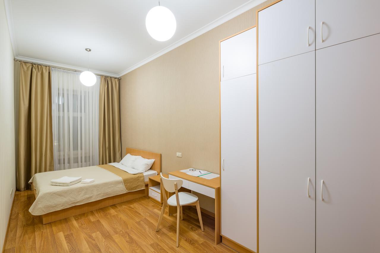 Apartment On Svobody Avenue 25 Лвив Екстериор снимка