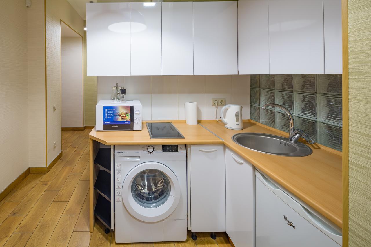 Apartment On Svobody Avenue 25 Лвив Екстериор снимка